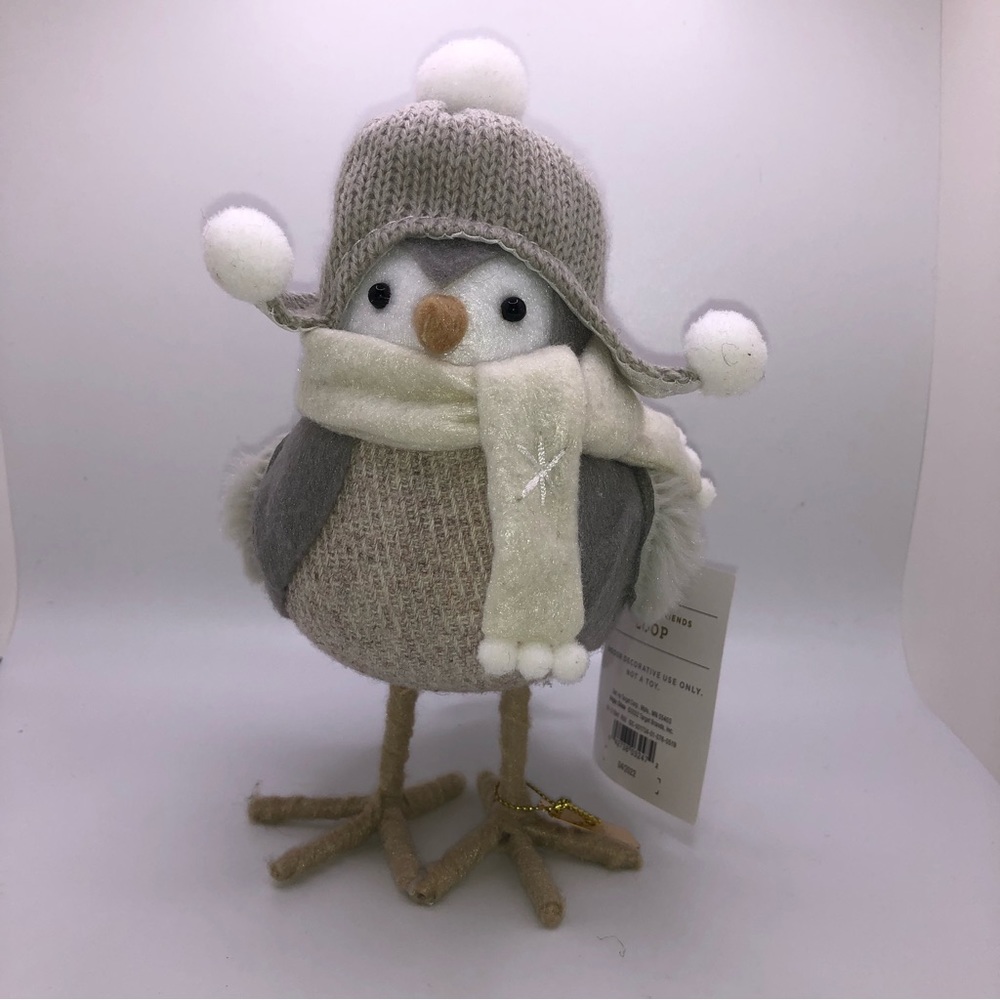 Winter 2022 Spritz Bird from Target “Loop”